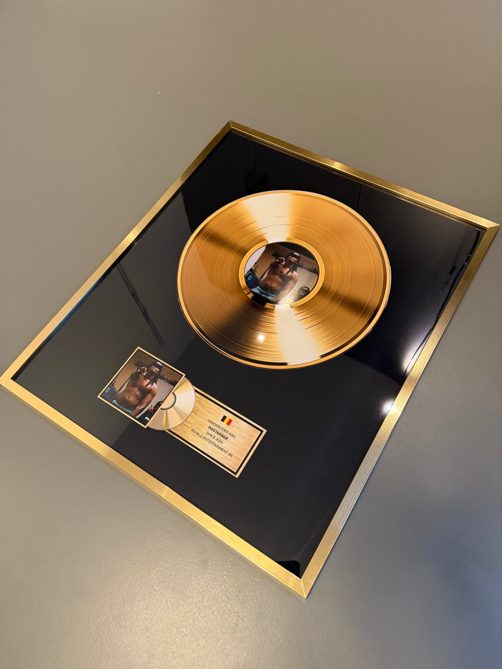 VINYL RECORD PRINT AWARD - GOUD