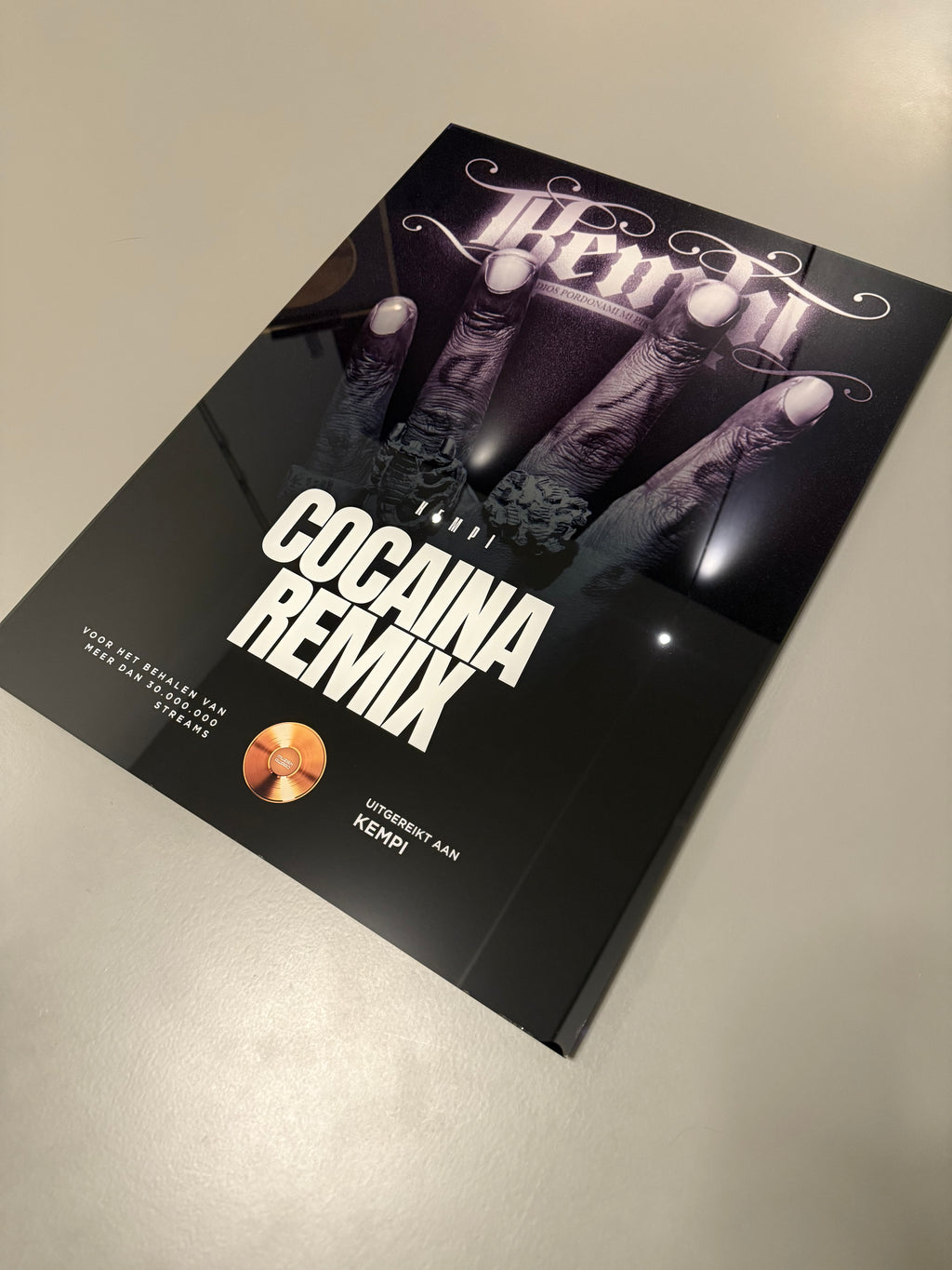 CUSTOM AWARD ACRYLGLAS