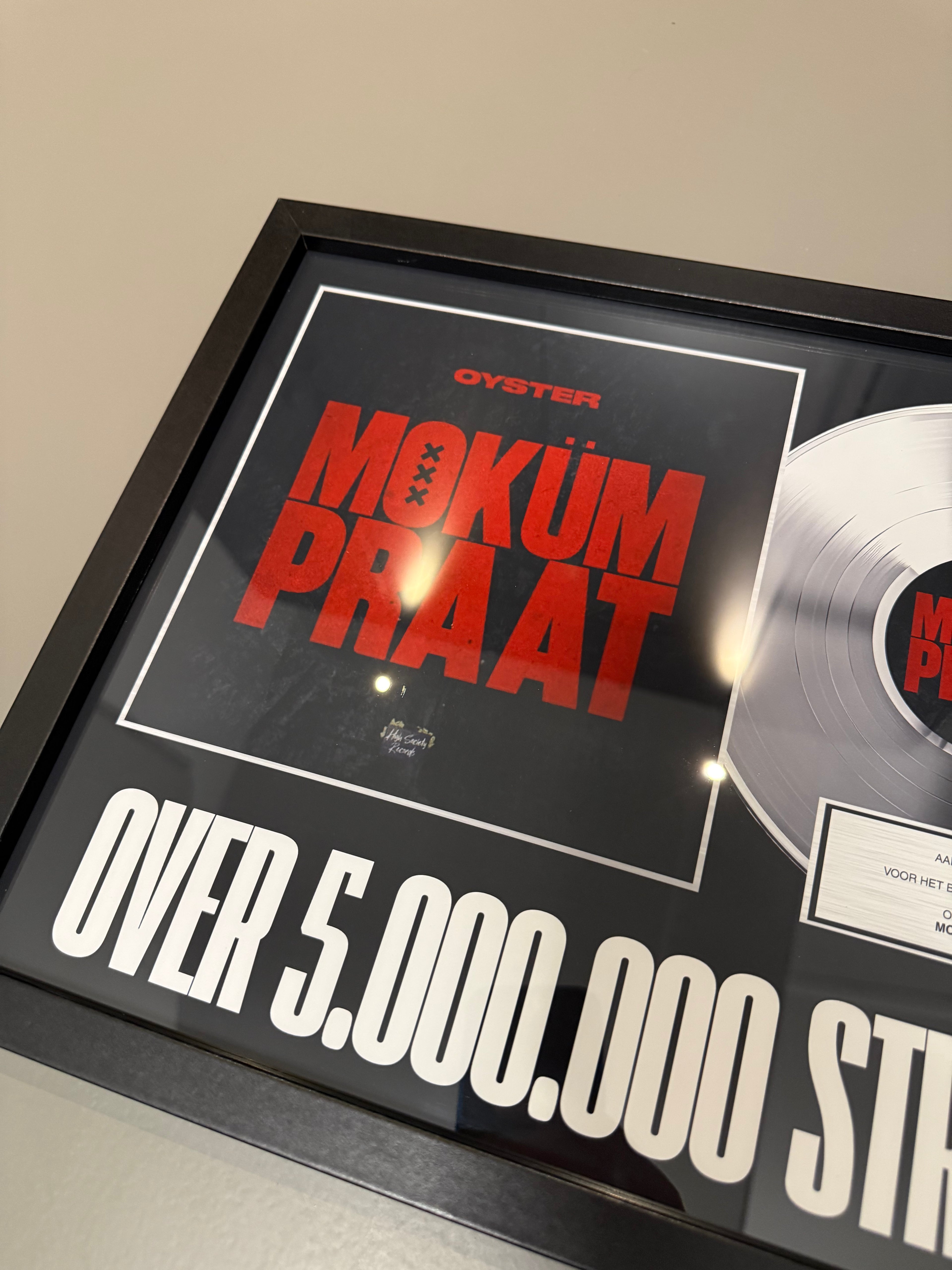 VINYL RECORD PRINT AWARD LIGGEND - ZILVER